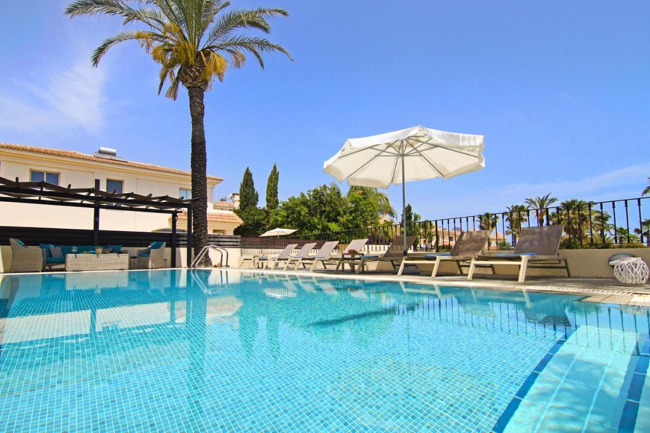 Villa Oceania - Beachfront باراليمني المظهر الخارجي الصورة